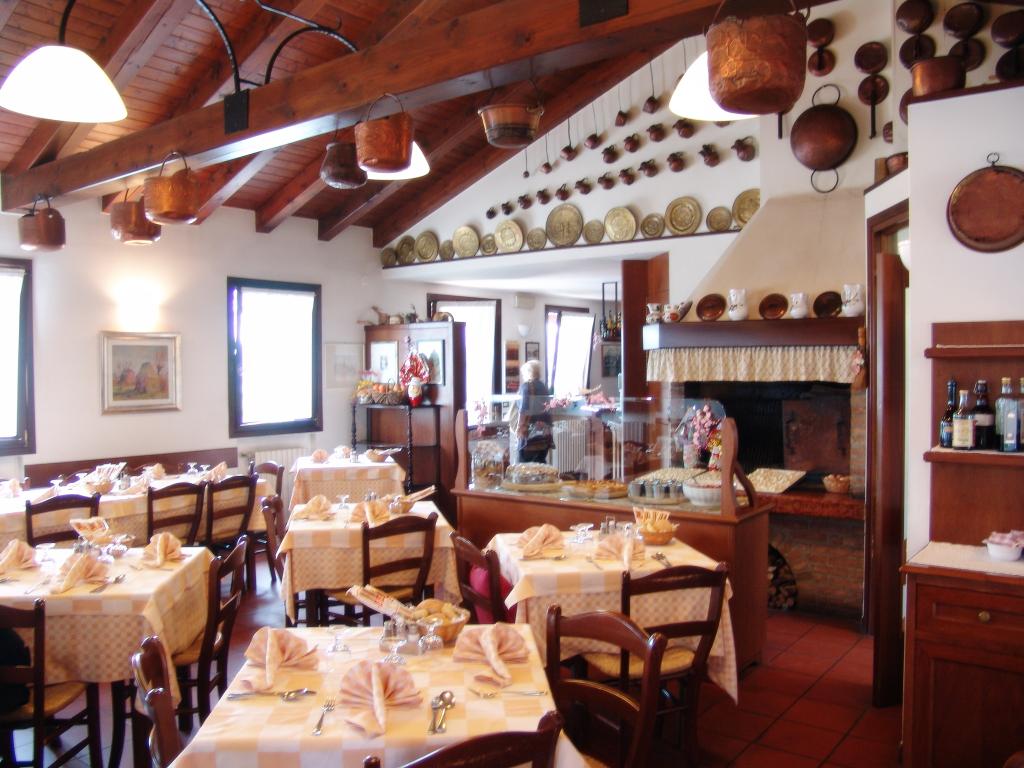 Salone - Ristorante Tra Virgolette